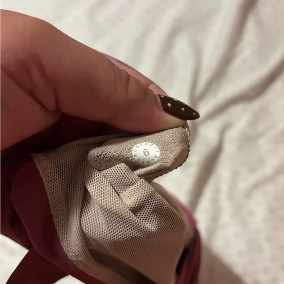 Lululemon Athletica Maroon Sports Bra - Picture 3 of 3